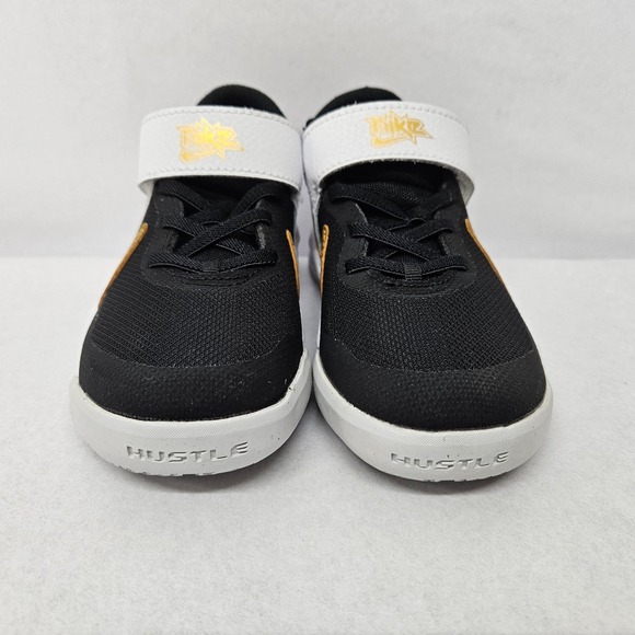 Nike Toddler Team Hustle D 10 Basketball Shoe CW6736-002 Black White Gold Sz 11C - Picture 4 of 10